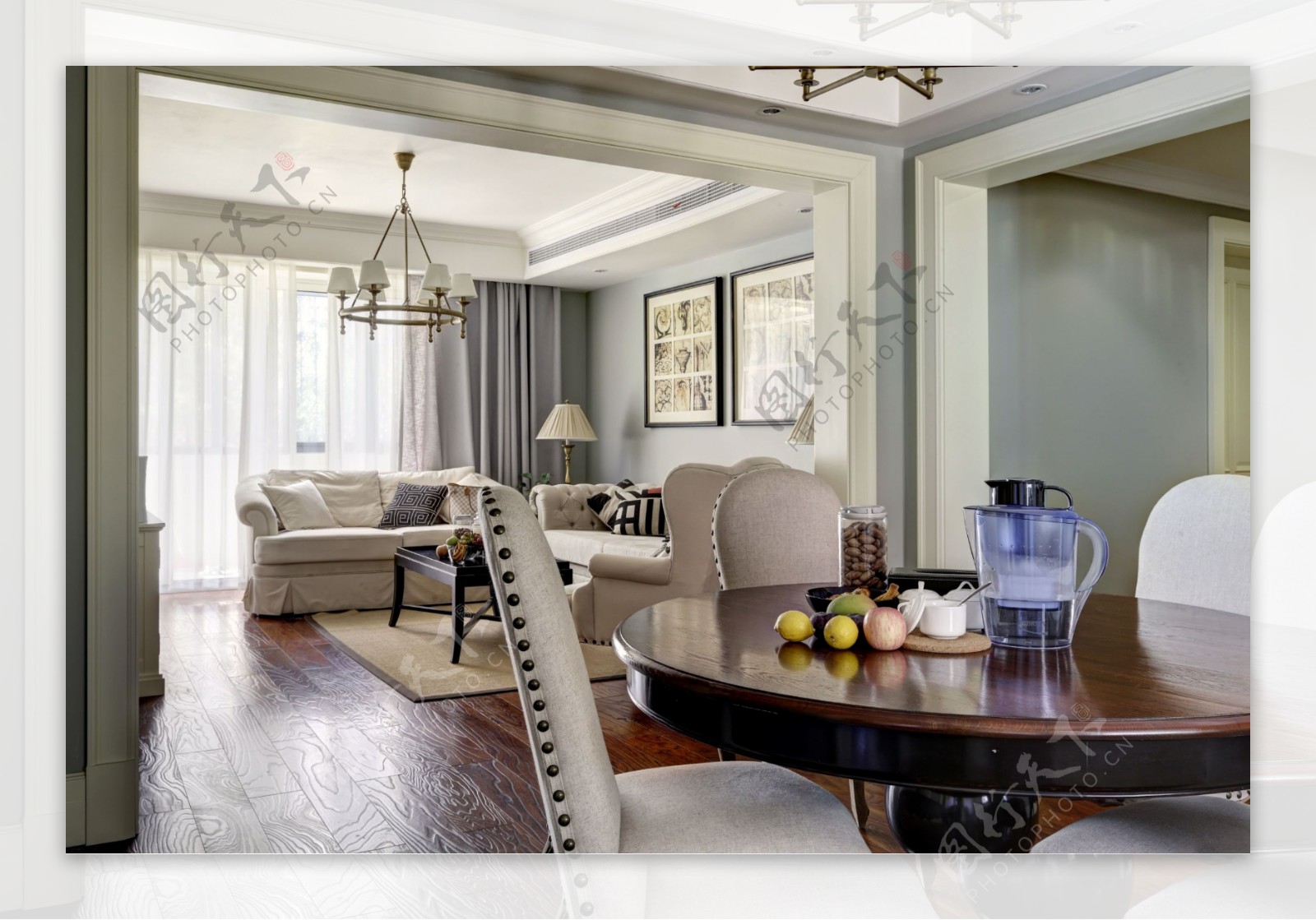 欧式轻奢客厅蓝色花纹地毯室内装修效果图