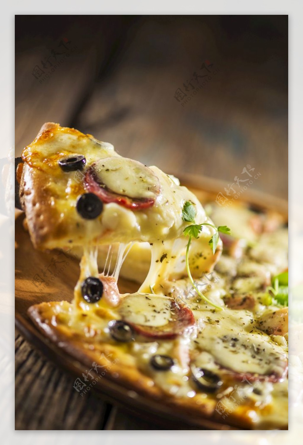 德式香肠披萨