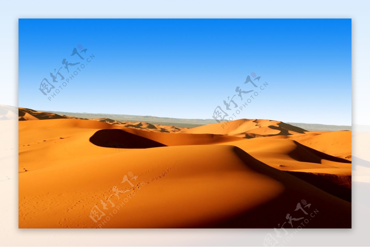 蓝天下的沙漠沙漠风景