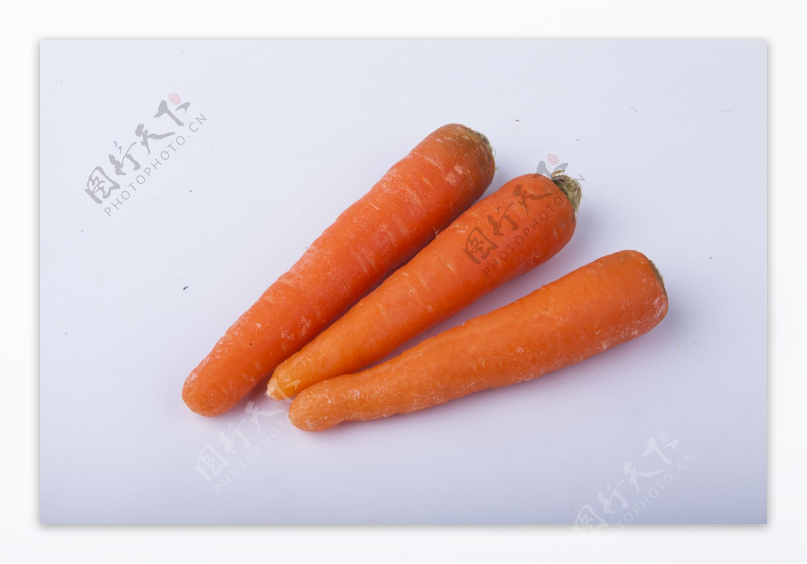 实物图摄影图营养丰富的胡萝卜1
