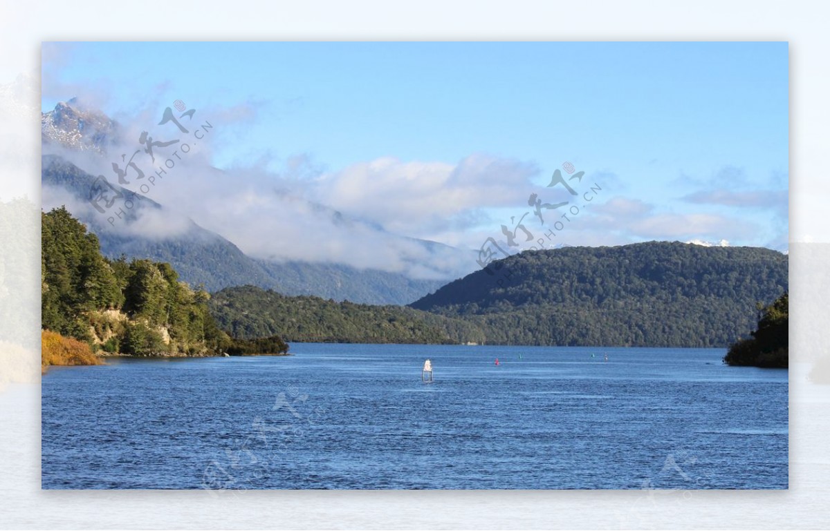 新西兰南岛米佛峡湾自然风光