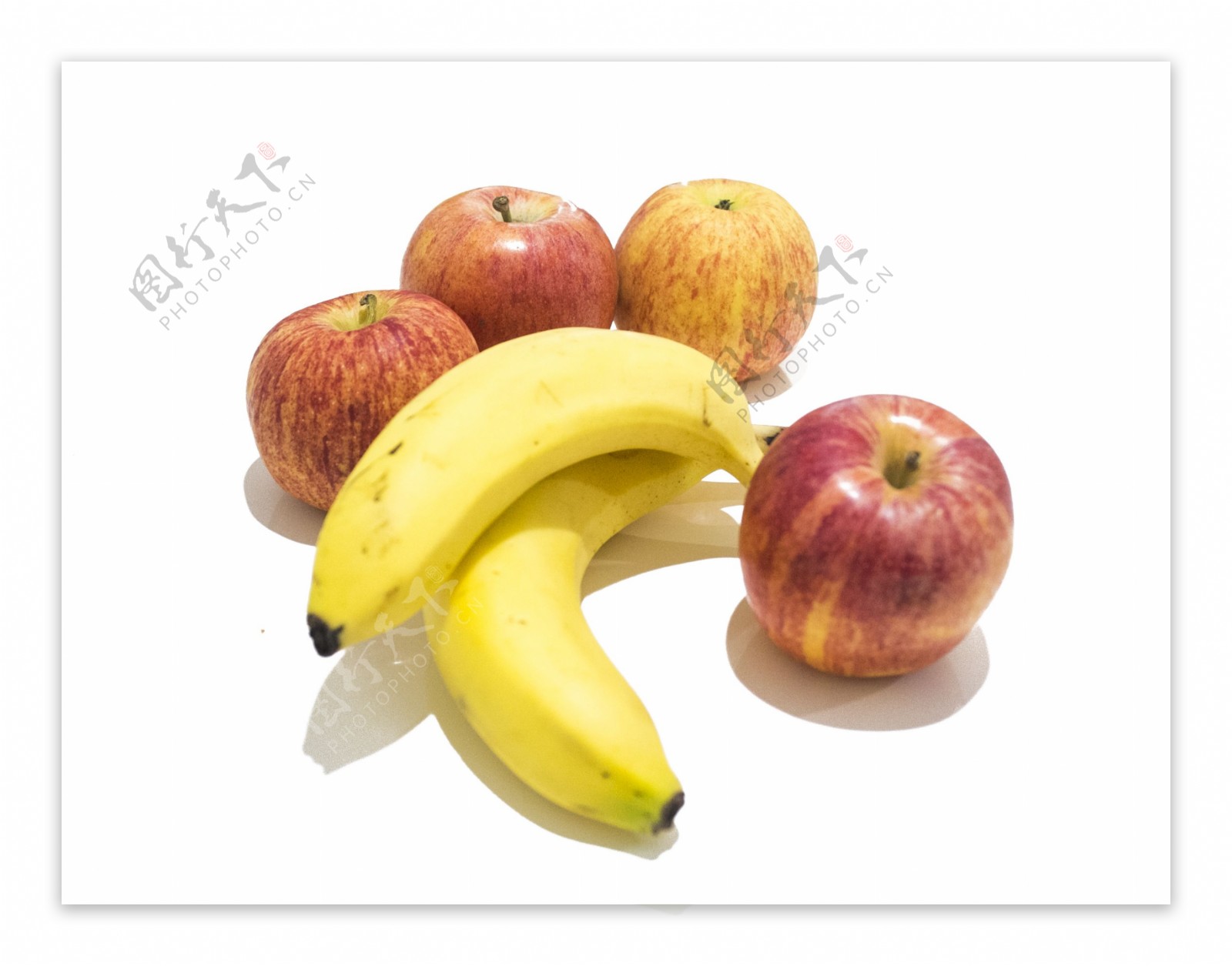香蕉和苹果特写白底图