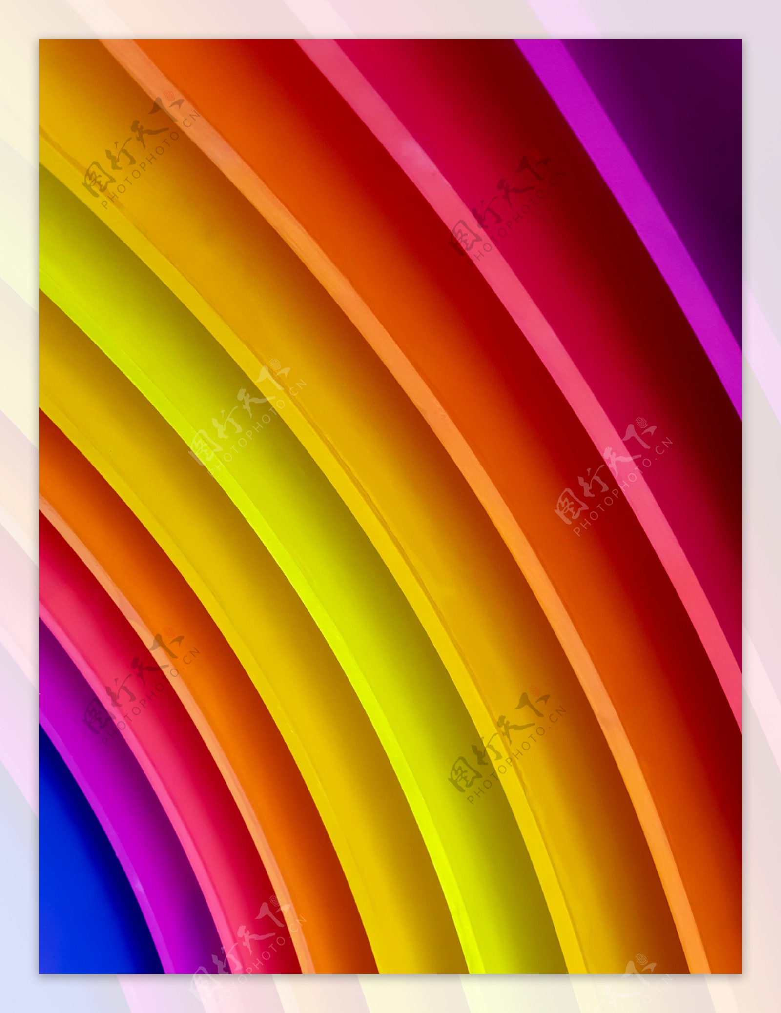 彩虹色条状规则立体背景