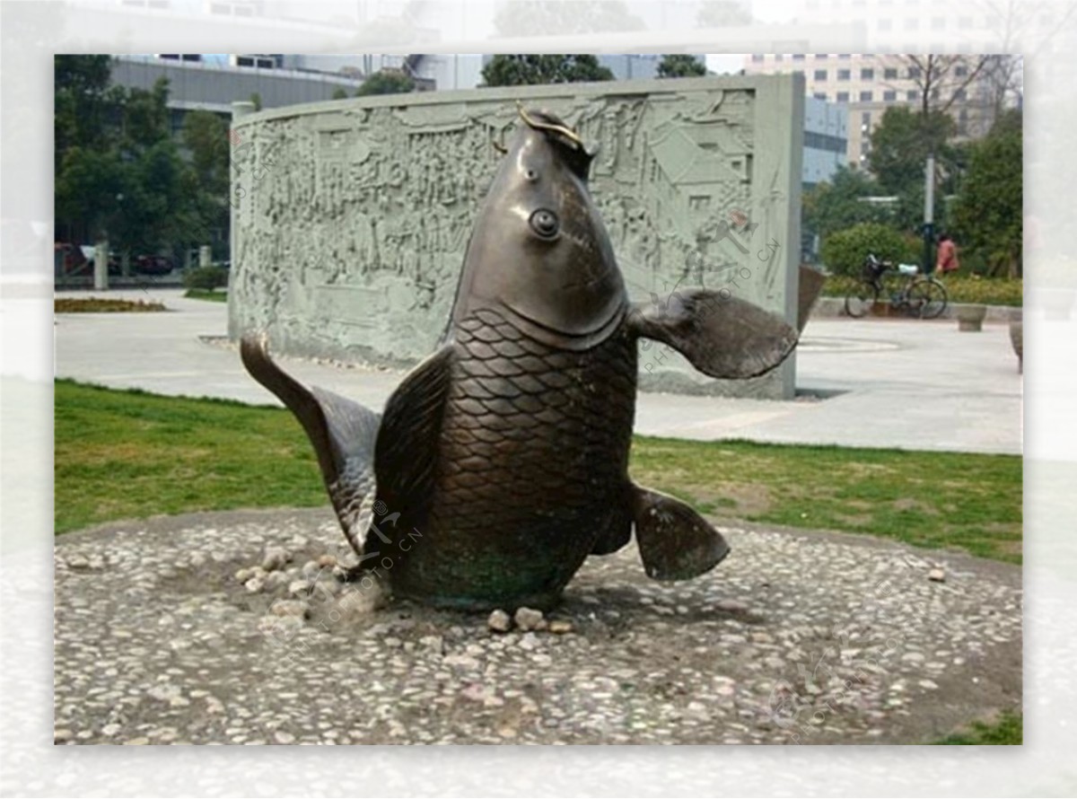 鲤鱼雕塑