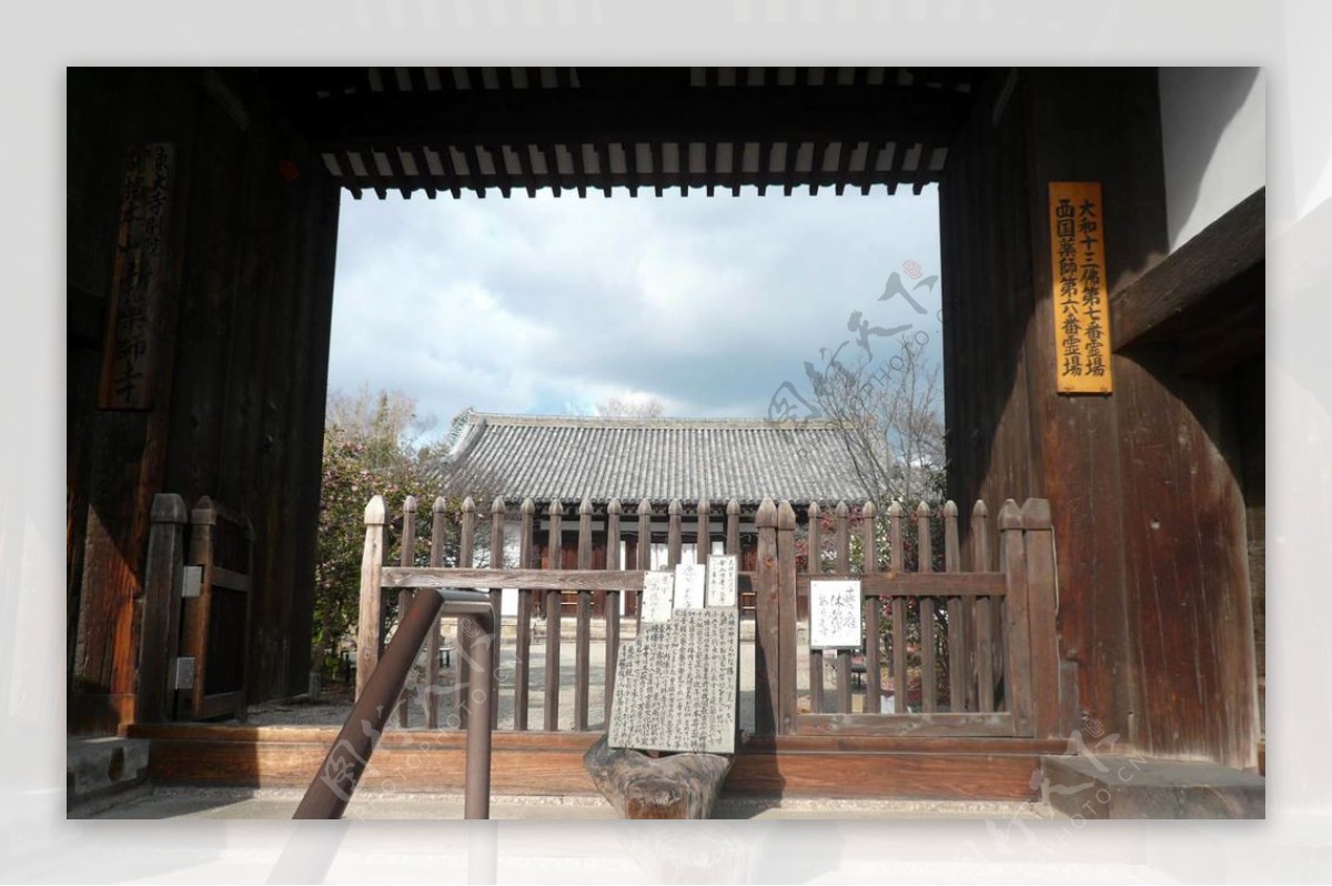 日式古建大门