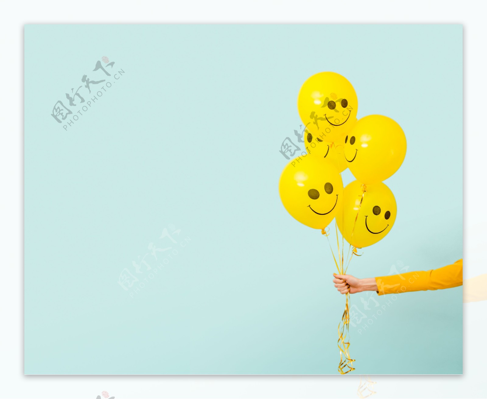 黄色笑脸气球