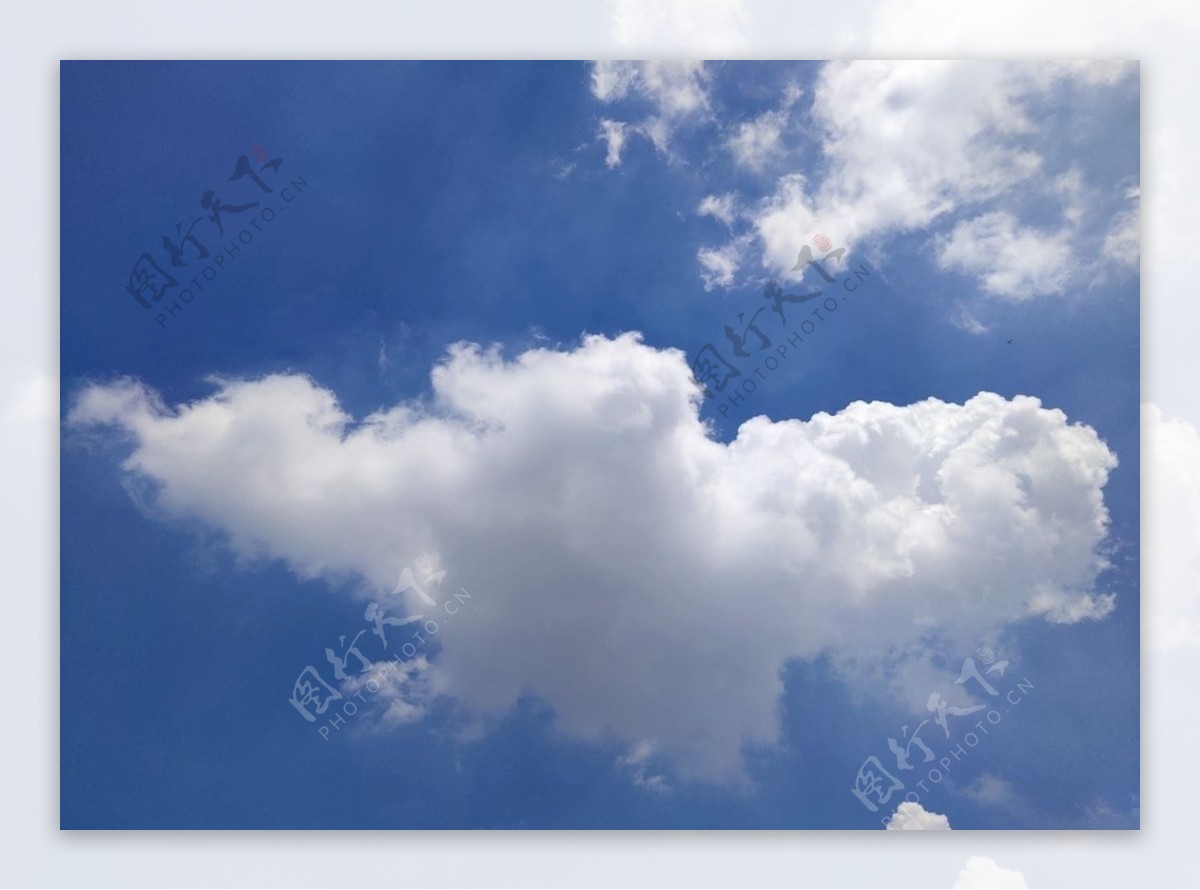 天空云朵图片