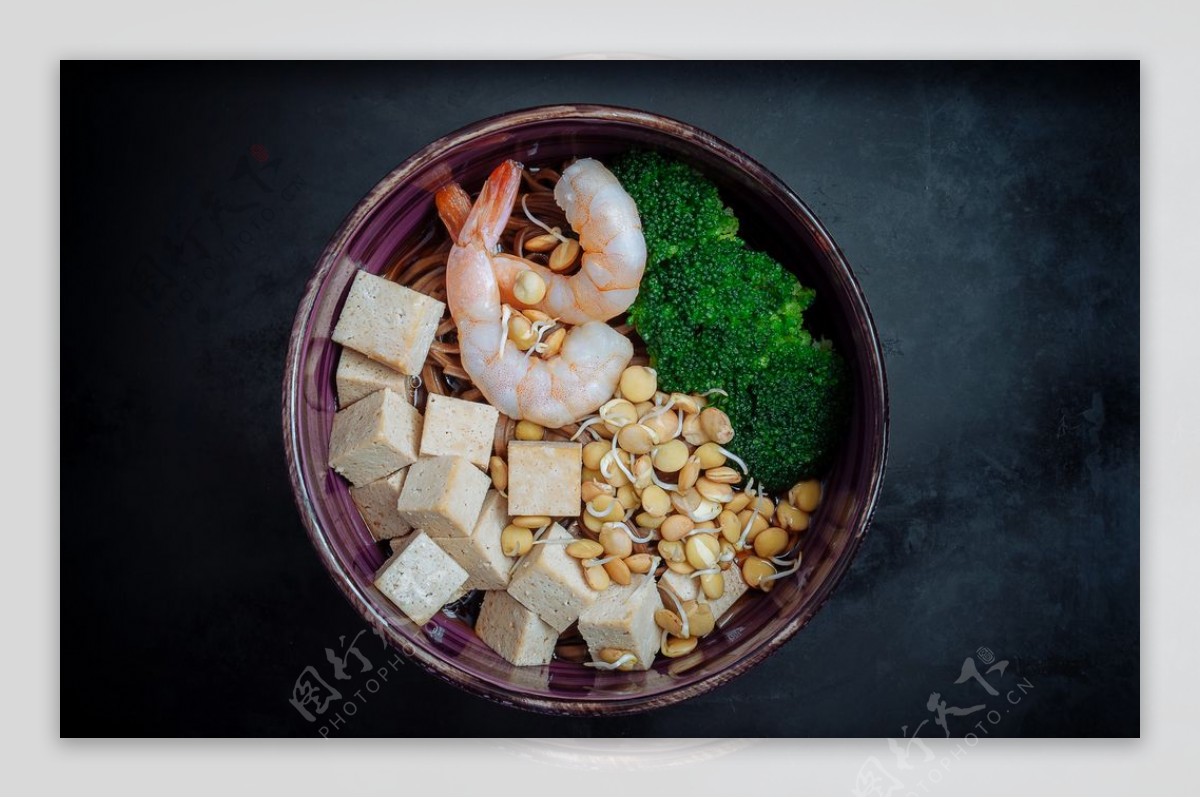 豆腐虾仁火锅食材背景海报素材图片