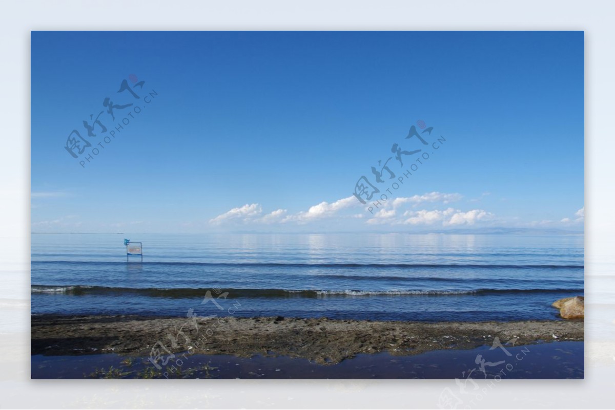 蓝天白云海景沙滩图片