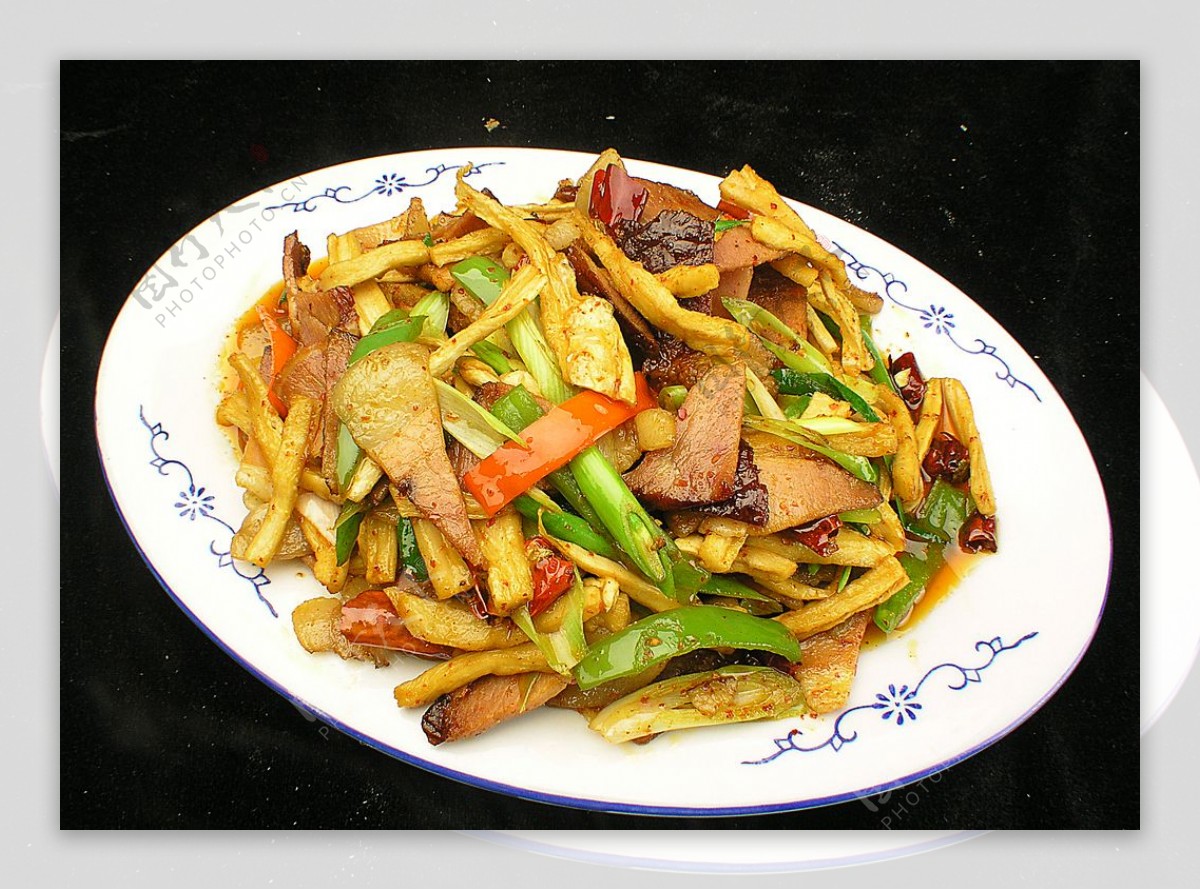 湖南家常菜萝卜干炒腊肉，来自家乡的味道，非常下饭好吃 - 哔哩哔哩