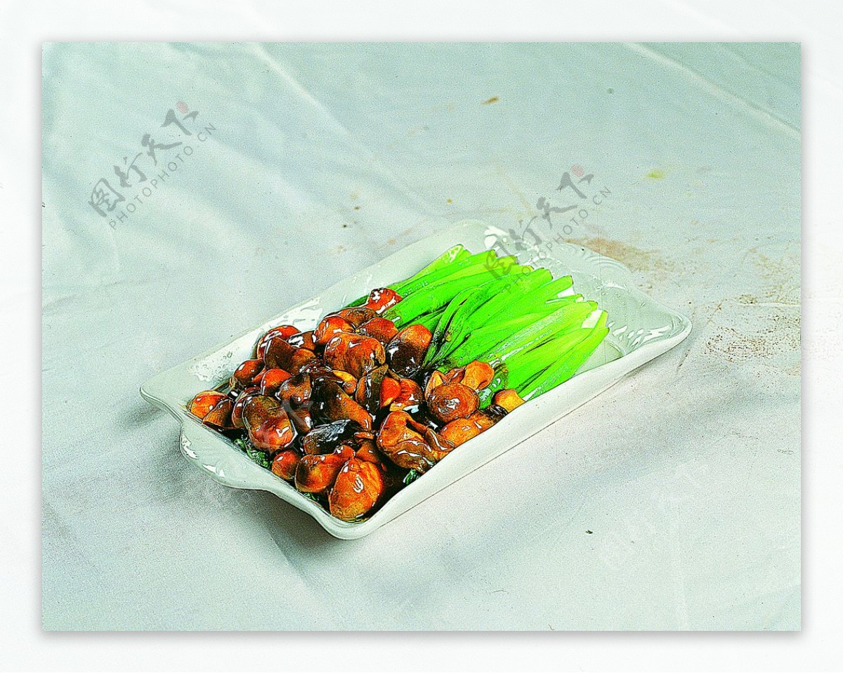 家常菜草菇芥兰图片