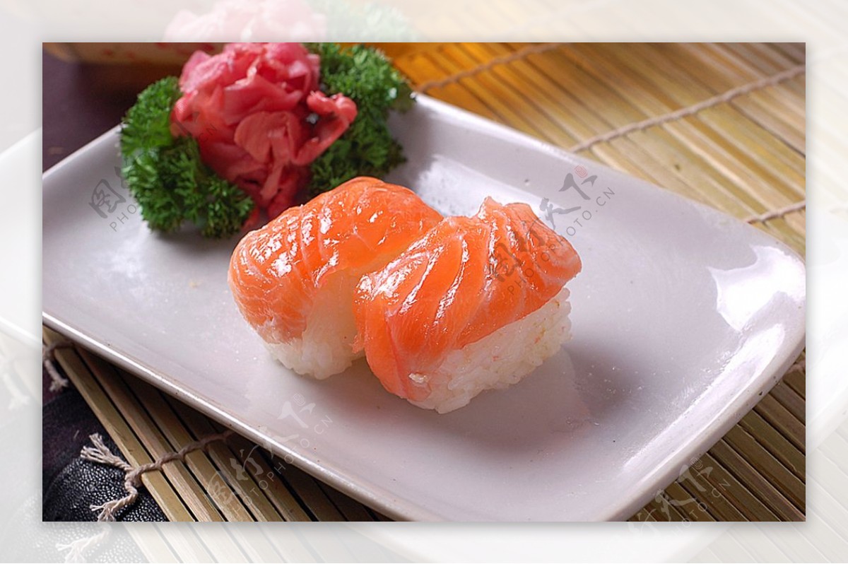 寿司类三文鱼握寿司图片